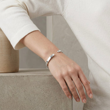 Sifar Adjustable Silver Cuff