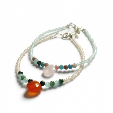 Beaded Bracelet with Cabouchon Cut Stone
